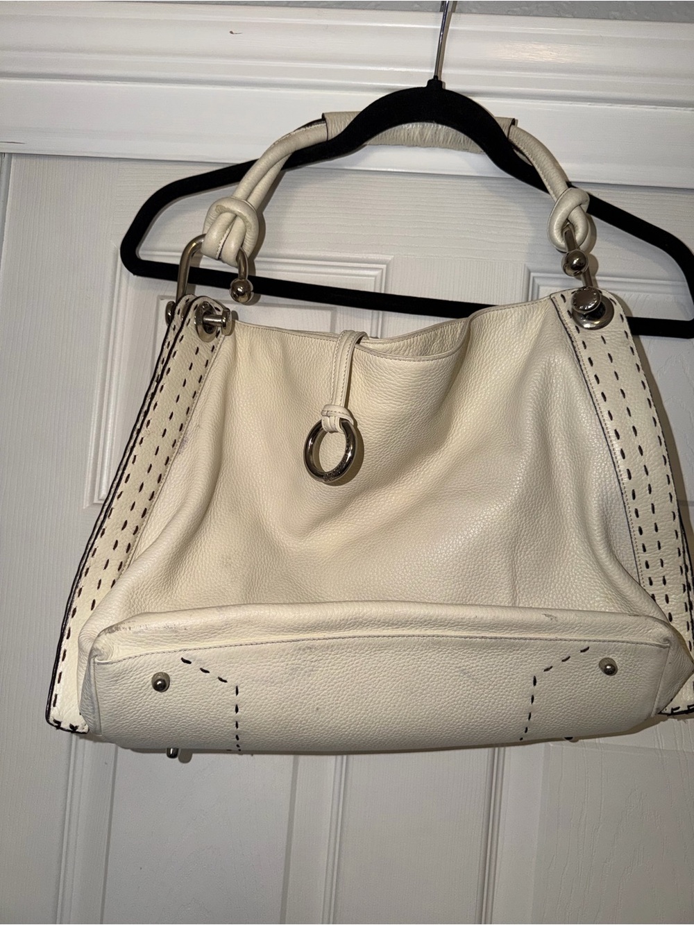 Vintage White Leather Hobo Bag with Contrast Stitching